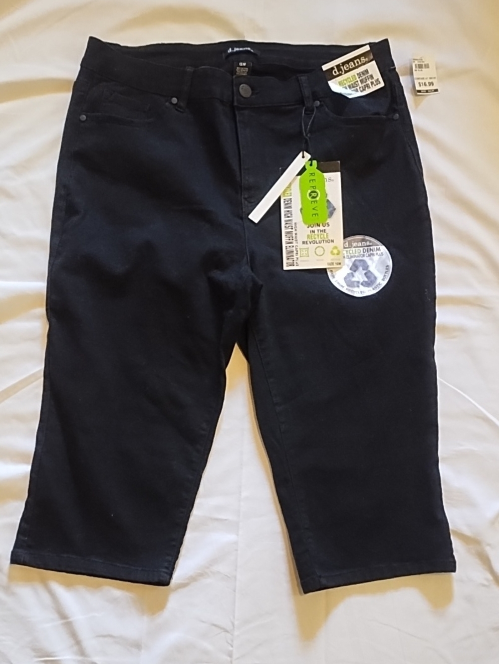 d. jeans NWT 16 W Black Jeans - Capri, Muffin Eliminator.